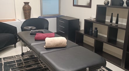 Anatoly (Certified Massage Therapist)