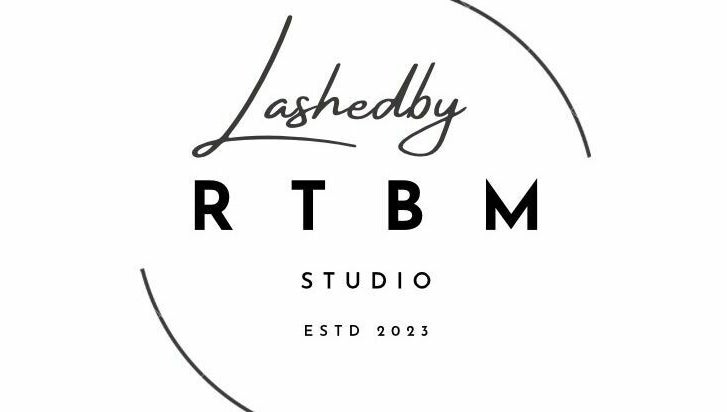 Lashedby Monaé Studio image 1