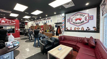 Head Lines Barbers and Salon – obraz 3
