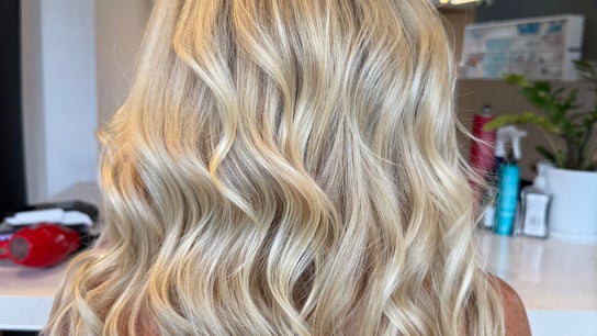 Hair By Kisha at Hairsalon Faraday