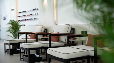 OiO Nail Spa image 2