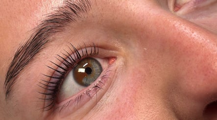 Beauty by Sarah Sheahan, bild 2