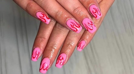 Nails & Beauty by Emily