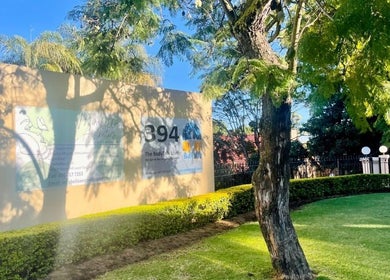 Exterior of Mirabella Aesthetics Health & Beauty Clinic in Pretoria, Gauteng, ZA with a peaceful garden view.