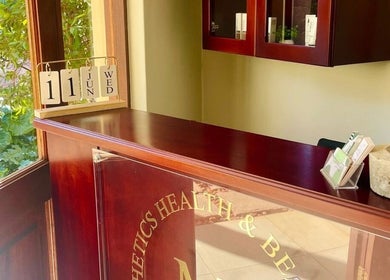 Welcoming reception at Mirabella Aesthetics Health & Beauty Clinic, Pretoria, Gauteng, ZA with elegant decor.