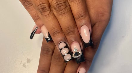 Celestialnailsltd image 2