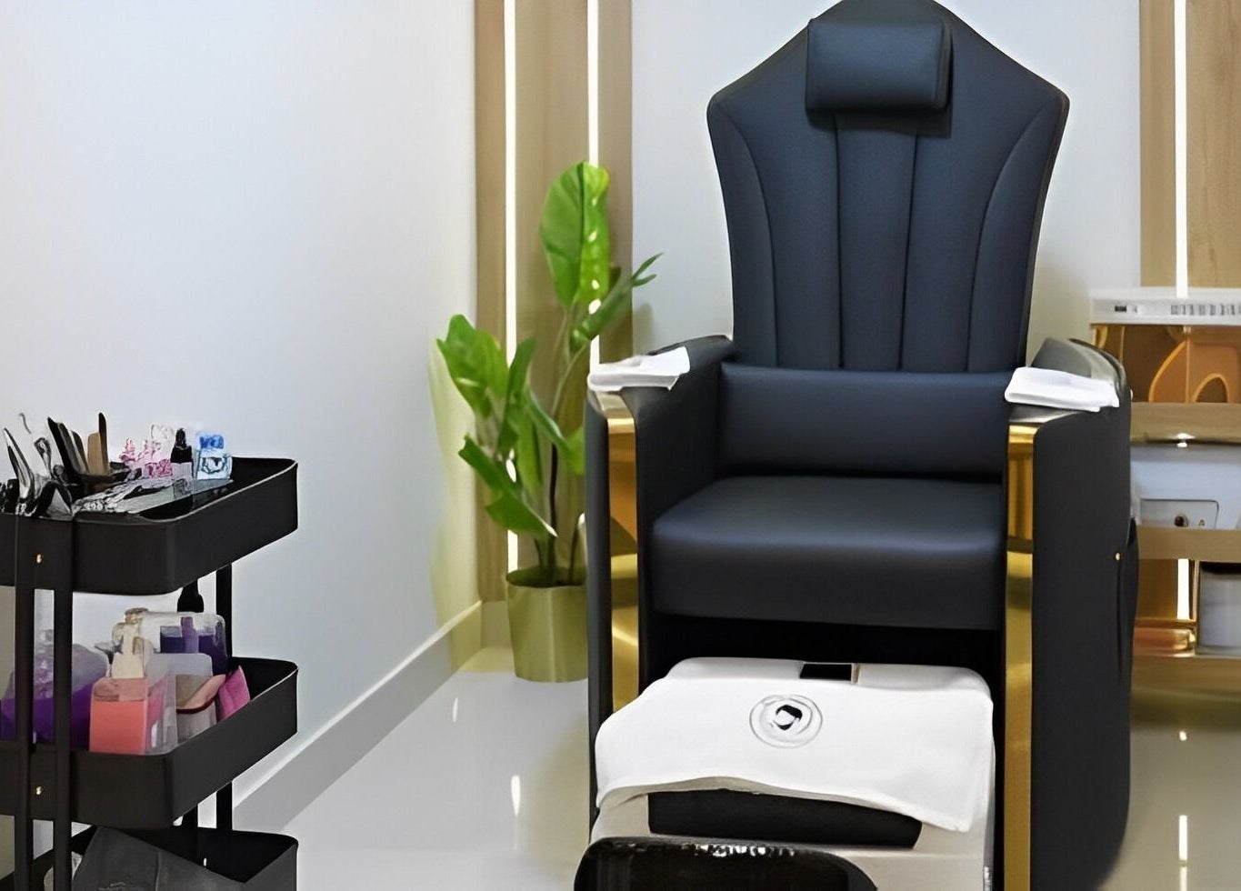 Elegant spa chair at Dax and Wax (Barbershop & Spa), Muscat, Muscat Governorate, OM. Experience ultimate relaxation.