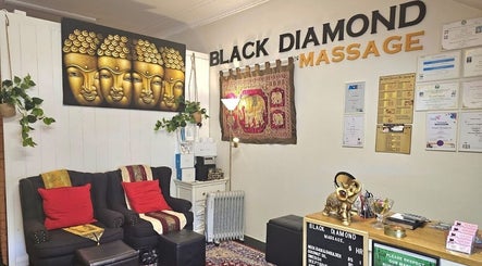 Black Diamond Massage slika 2