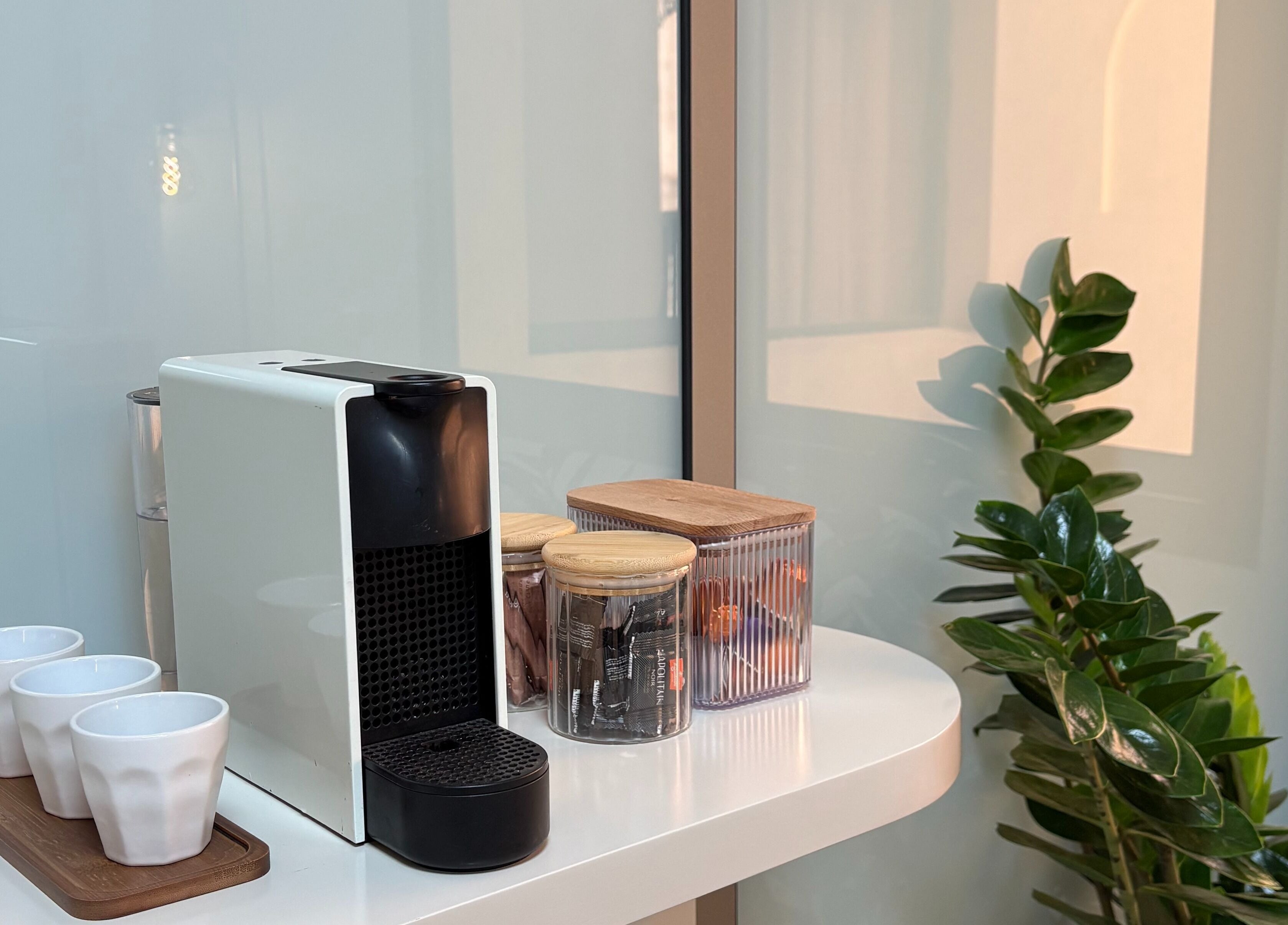 Coin café élégant au Jasmine Skin Clinic, El Jadida, Casablanca-Settat, MA.