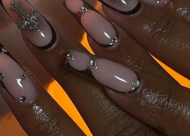 Stylish nail art with gems at Gemi Nailz in Cleveland, Queensland, AU. Perfect glam for any occasion.