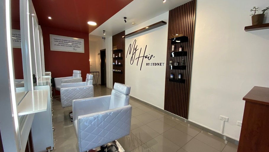 My Hair Studio image 1