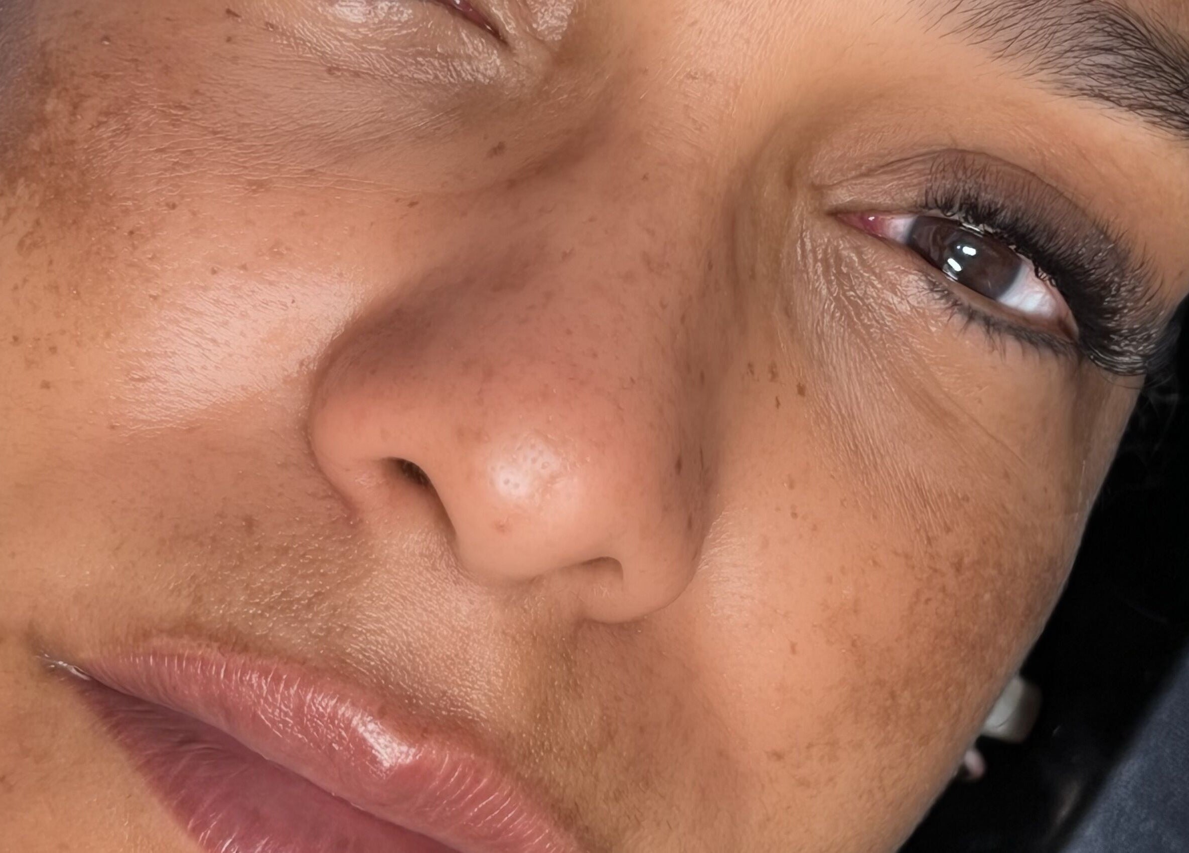 Closeup of enhanced lashes from Mimi Does Lashes, Dartmouth, Nova Scotia, CA.