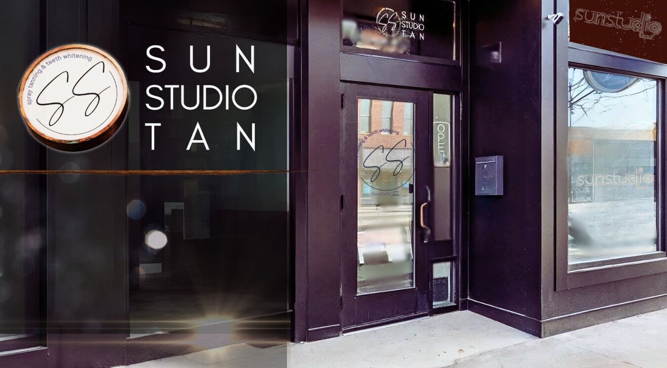 Entrance of Sun Studio Tan in Columbus, Ohio, US featuring modern design and inviting ambiance.