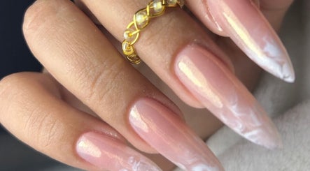 NG naails image 2