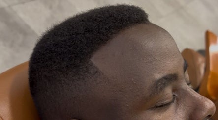 Gentleman with a fresh haircut at Syahrul Ilham, Riau Islands, Riau Islands, ID salon.
