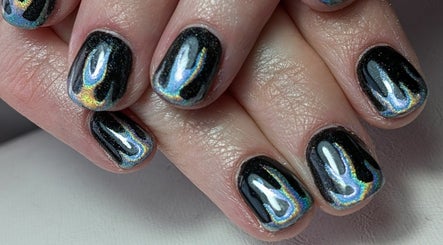 NUWAVE NAILS - Prestwick (Home Studio), bild 3