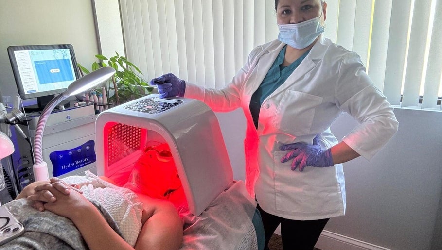 Luxurious Skincare Clinic Llc. image 1