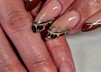 Leopard print nail art at Anne's Nail Salon, Pretoria, Gauteng, ZA.