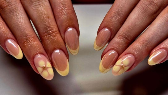 At Anne's Nails & Toes