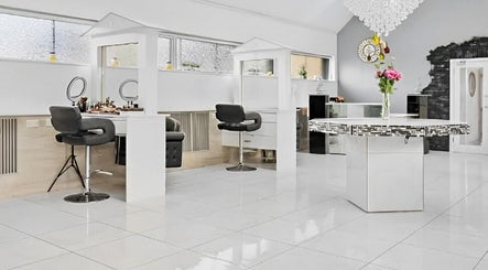 Belle Hair & Beauty Bar