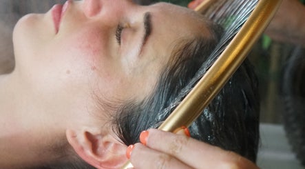M Kami Japanese Head Spa (CBD) image 2