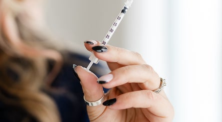Natural Look Injections, bild 2