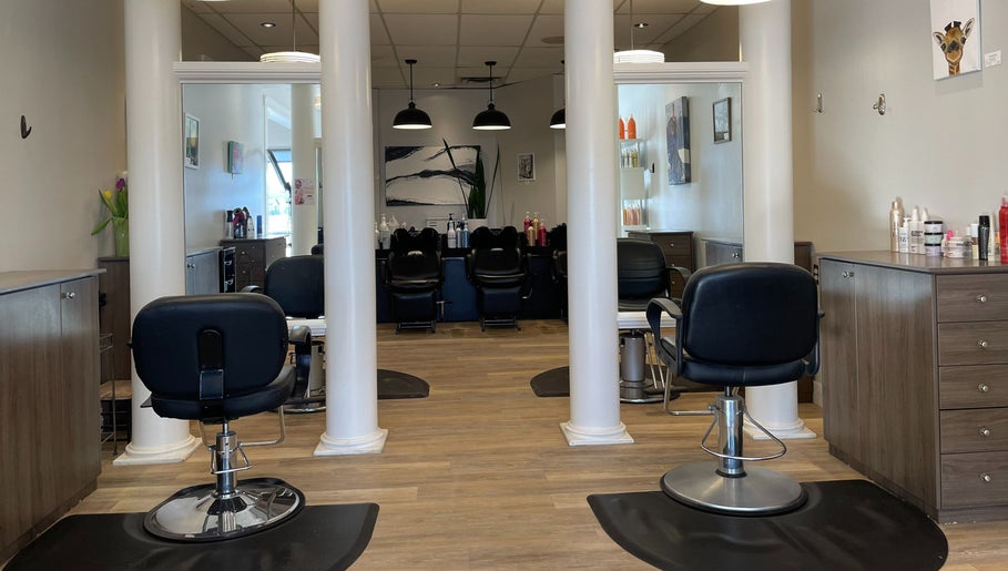 Luxe Hair Studio зображення 1