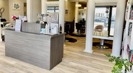 Luxe Hair Studio зображення 3