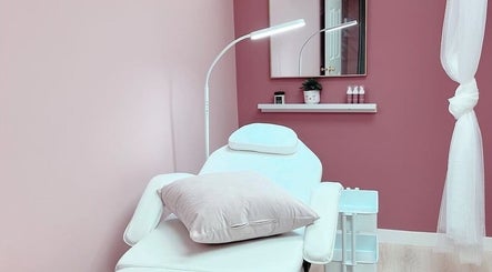Relaxing treatment room at Arch Rivals Brow Studio, Port Coquitlam, British Columbia, CA.