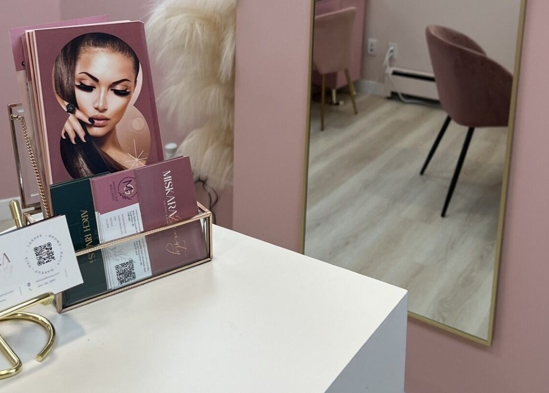 Sophisticated display and mirror at Arch Rivals Brow Studio, Port Coquitlam, British Columbia, CA.