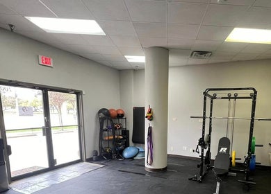 State-of-the-art gym at Warrior’s Edge in Dallas, Texas, US, featuring advanced equipment and a welcoming atmosphere.