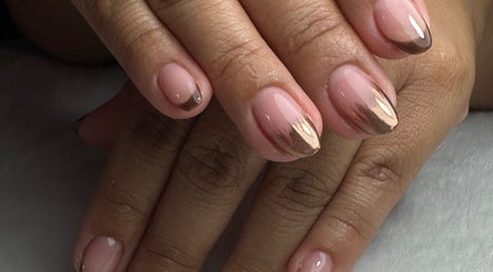 Graced Nails by JB صورة 2