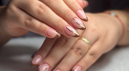 Graced Nails by JB صورة 3