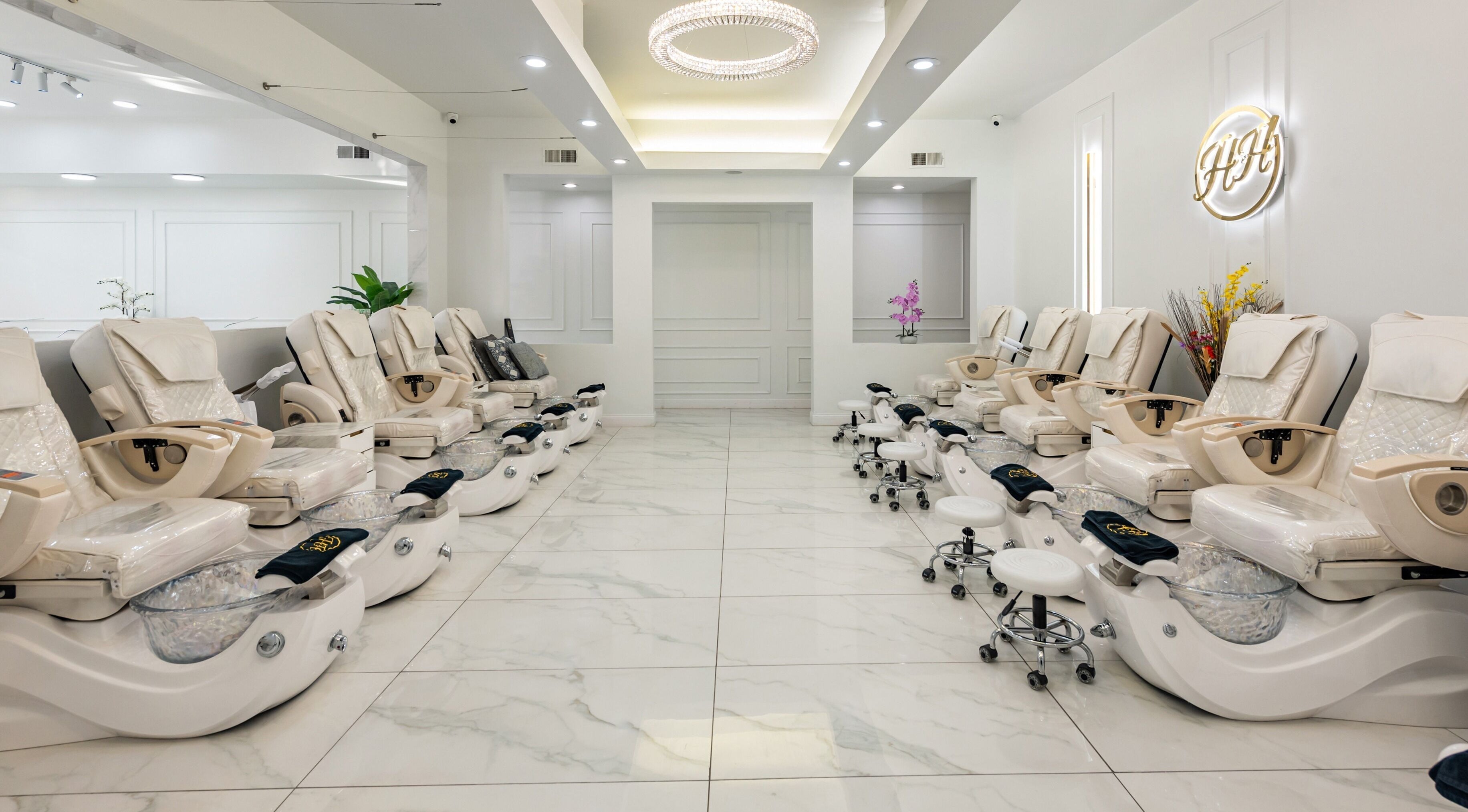 Luxurious pedicure chairs at HH Nail Spa, Powell, Ohio, US offering premium spa services.