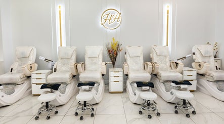 HH Nail Spa imaginea 2