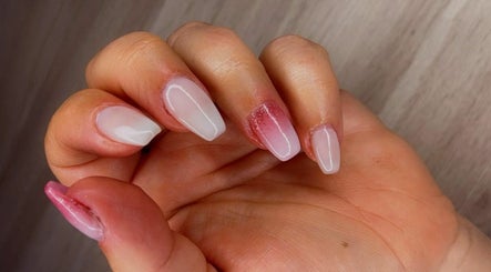 Lady Nails