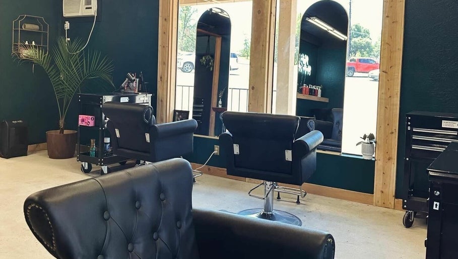 Mystic Mountain Salon – obraz 1