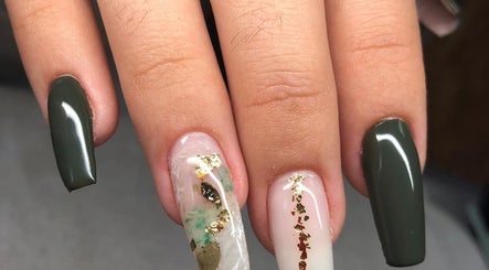Karla Verissimo - Nails Designer, Manicura obrázek 3