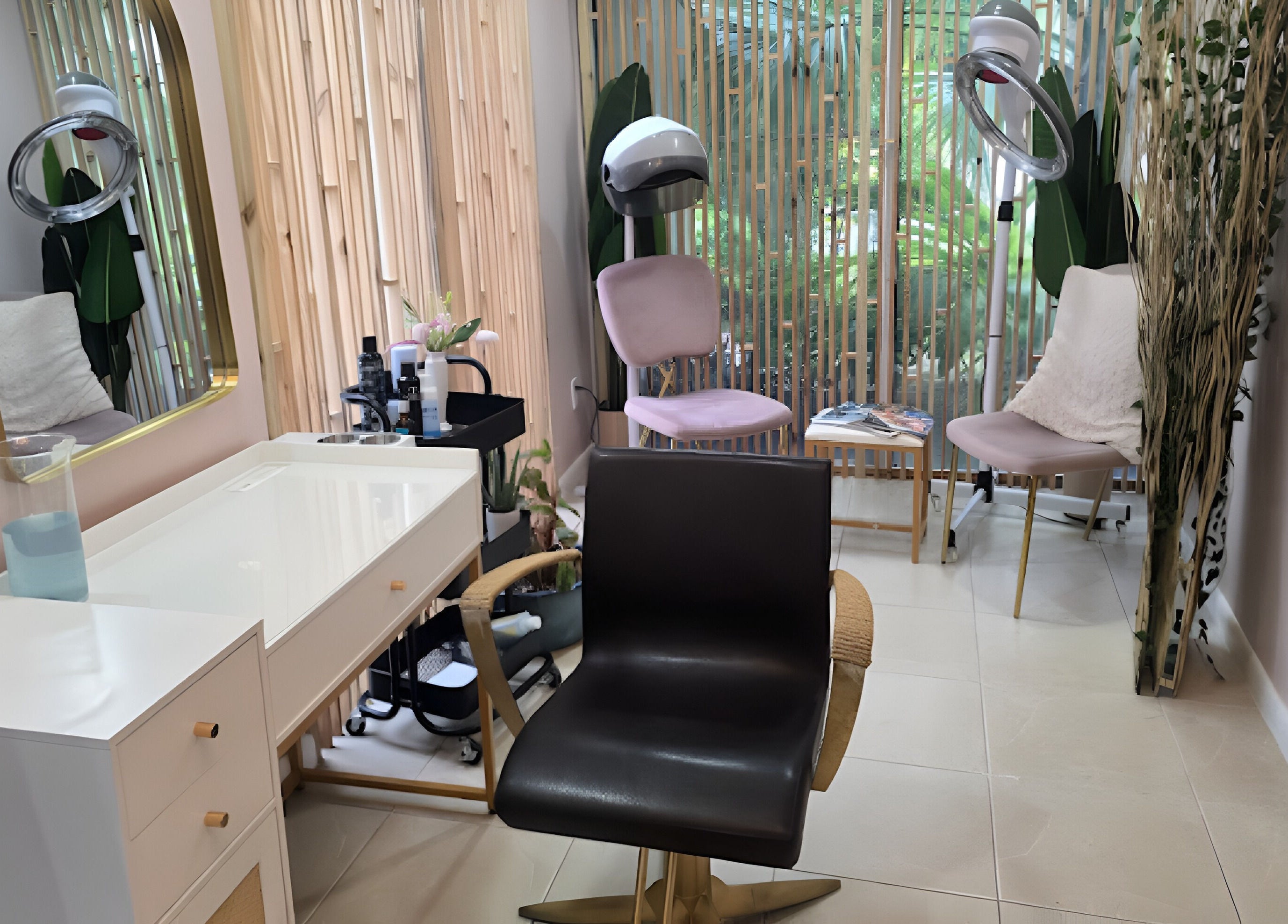 Chic styling area at Snipsky’s Salon and Spa, Freeport, Grand Bahama Island, BS, featuring modern decor and seating.