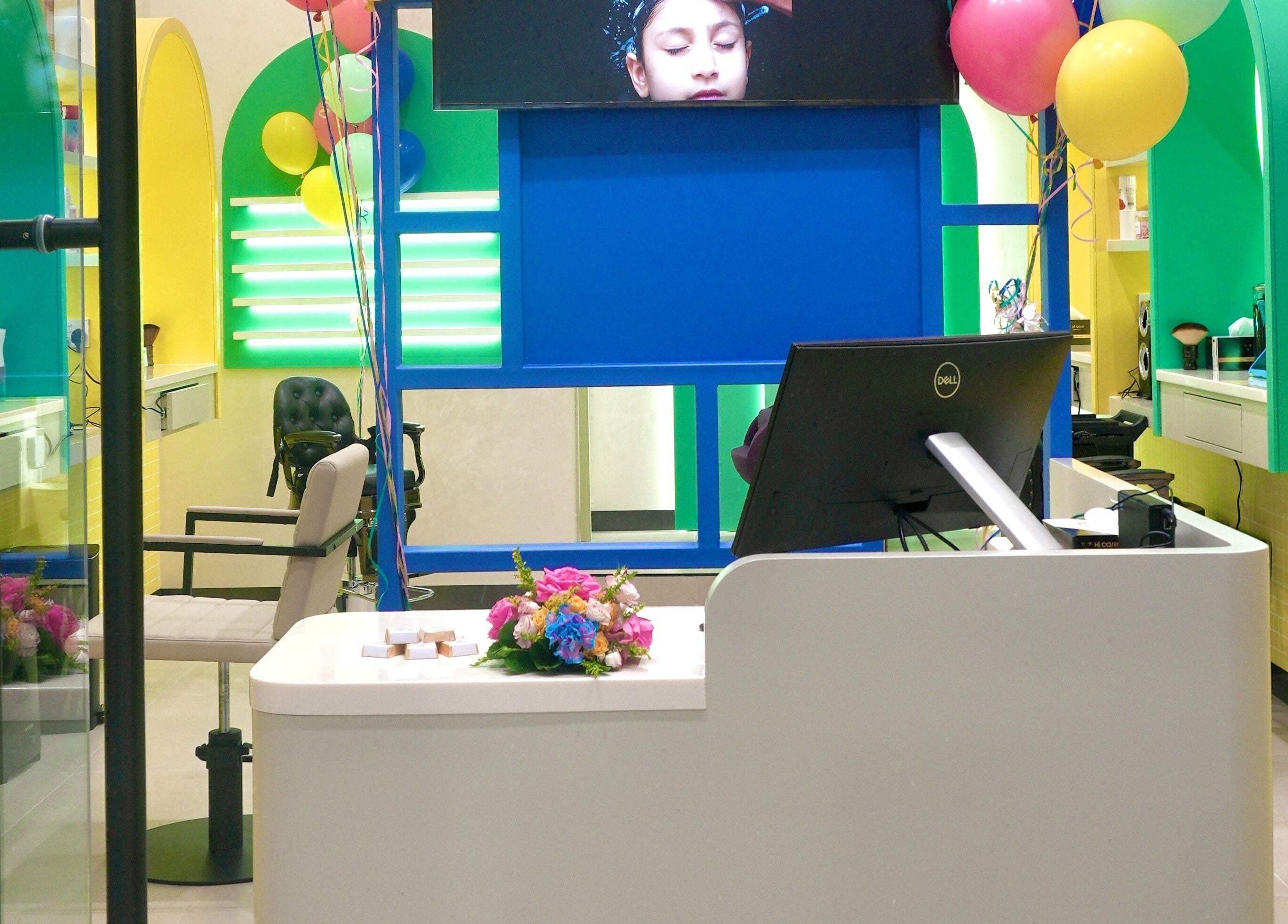 Reception area of Stories Kids - Mohamed Bin Zayed in Abu Dhabi with colorful decor and a welcoming atmosphere.