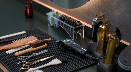 The Guru Barber, bilde 2