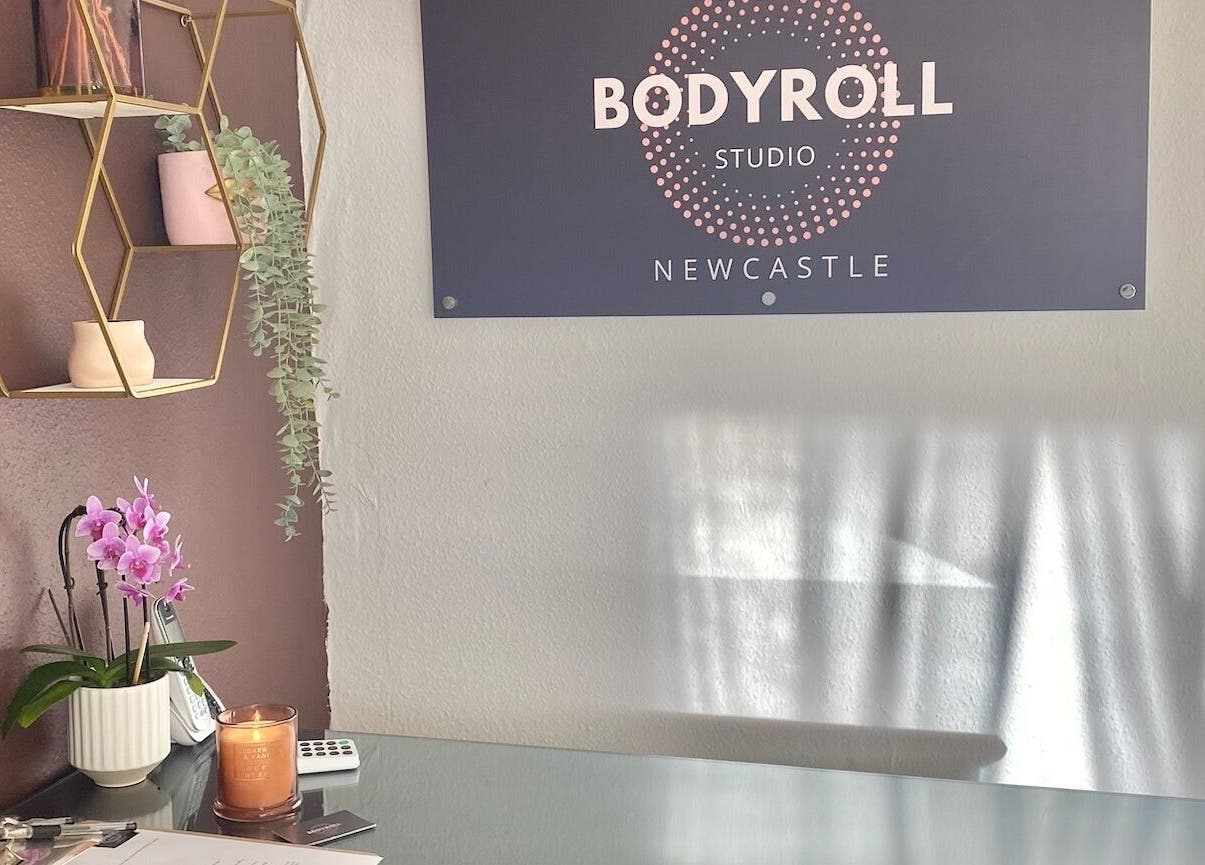 Elegant reception at Bodyroll Studio Newcastle Ltd in Newcastle upon Tyne, England, GB with floral accents.