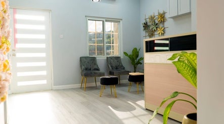 Belle Lounge Spa's serene lobby at Saint George in GD, featuring elegant seating and decor.