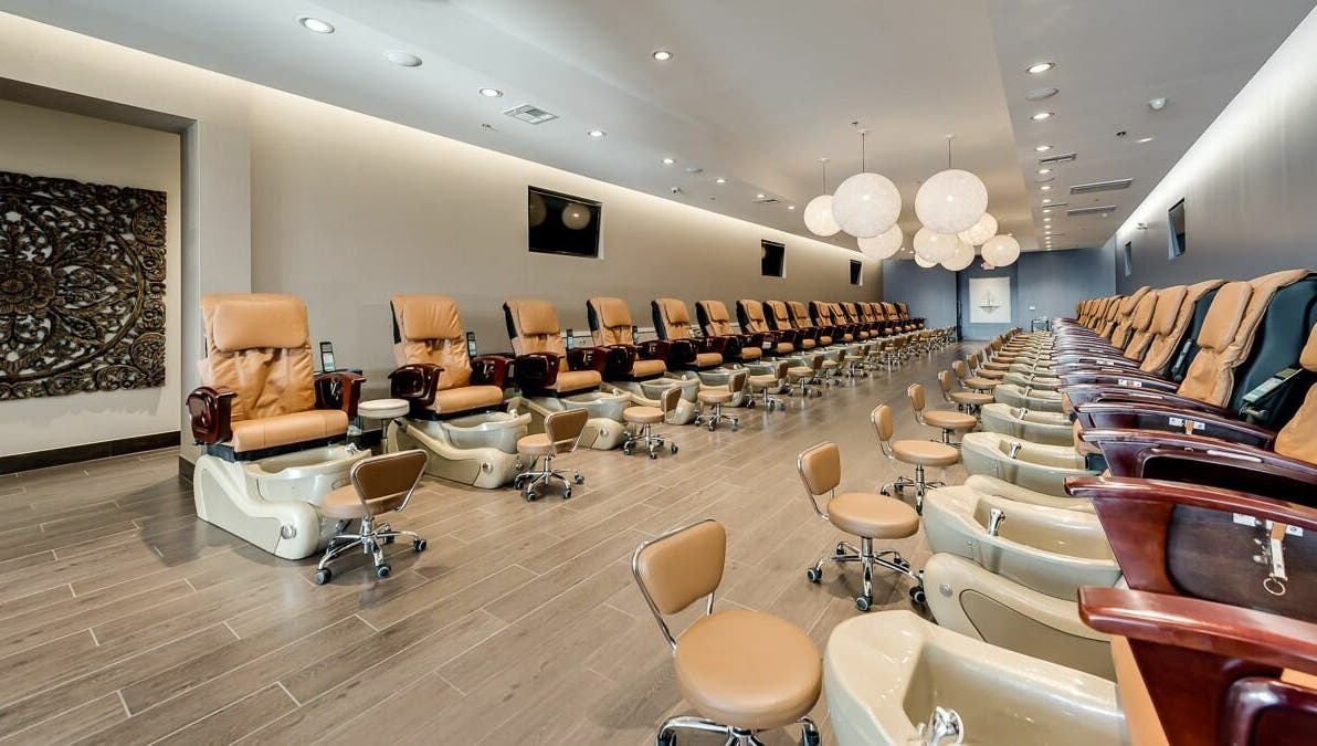 Spacious, elegant pedicure chairs at Nail Lounge in Allen, Texas, US, offering luxurious beauty treatments.