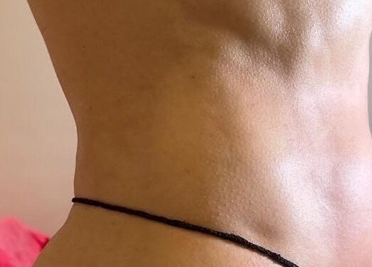 Smooth, sculpted torso featured at Dyamond Sculpted, Rancho Cucamonga, California, US for wellness solutions.