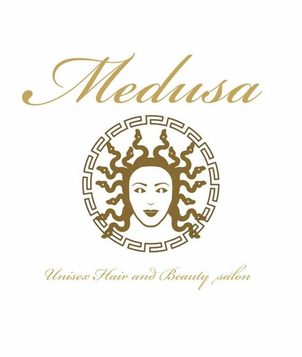 Medusa's Hair and Beauty Salon imaginea 2