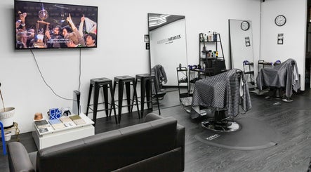 Zenith Lounge Barber & Cafe image 3