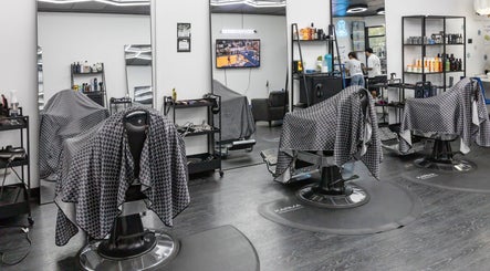 Zenith Lounge Barber & Cafe Tarragindi