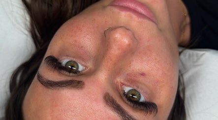 Lish Lashes by H