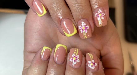 Nails By R.Hay صورة 2